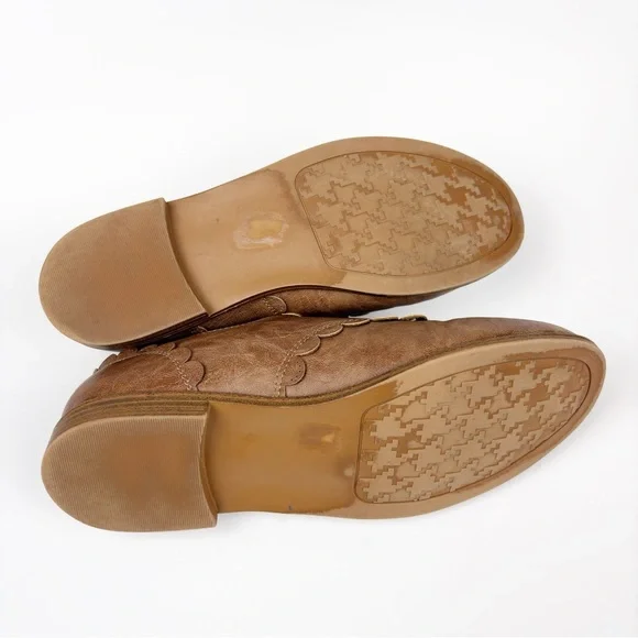 Maurices Scalloped Loafers Laced Brown - Picture 6 of 9